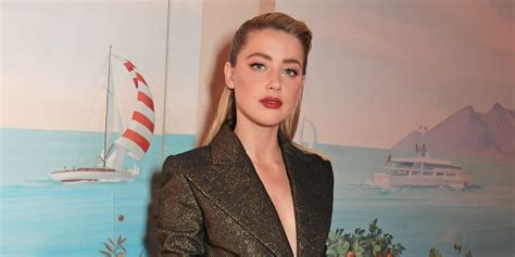 amber heard fappening|Amber Heard backs revenge porn bill and shares。